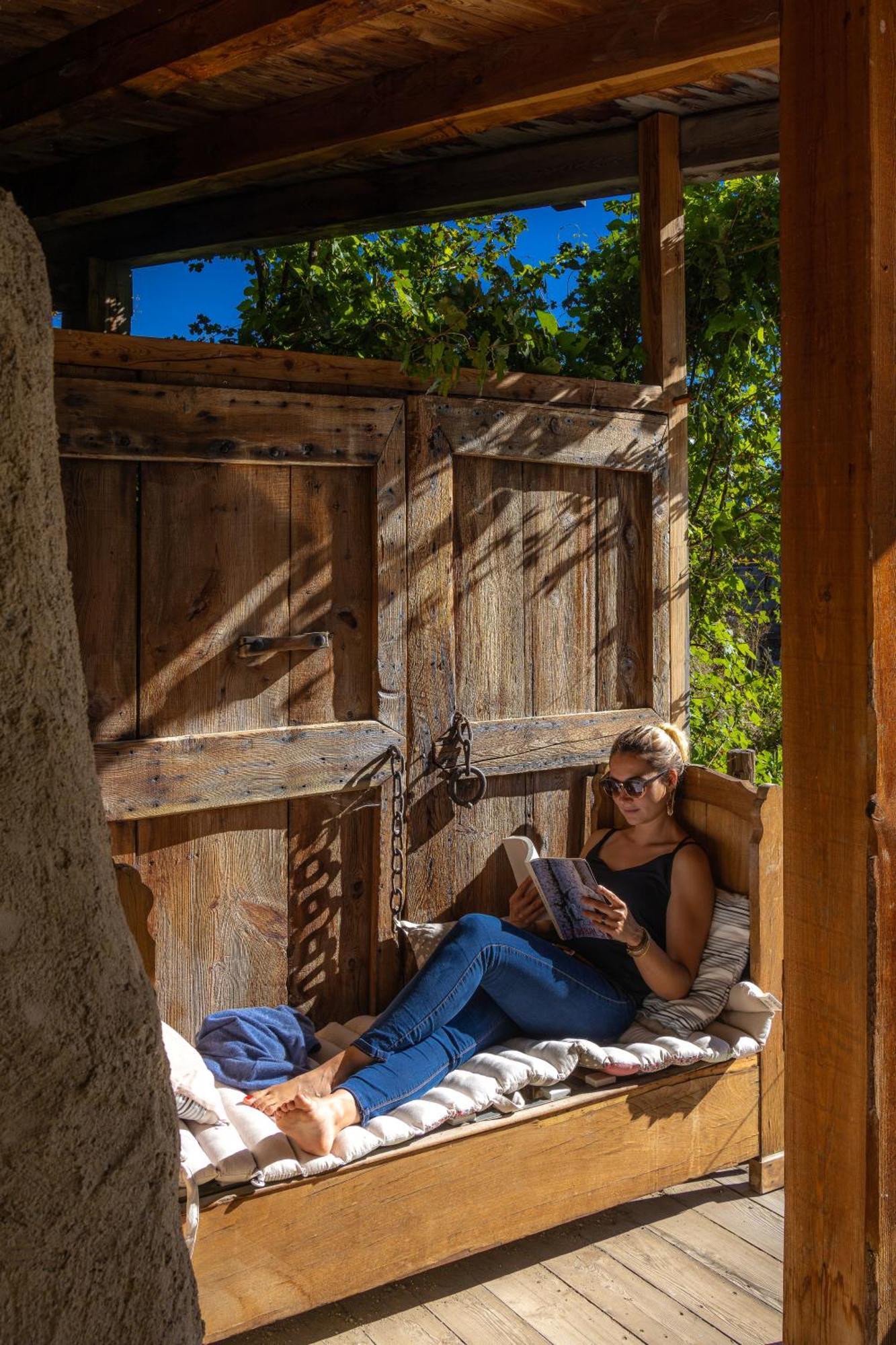 Bed and Breakfast La Ferme De Beaute Шатору-лез-Альп Экстерьер фото